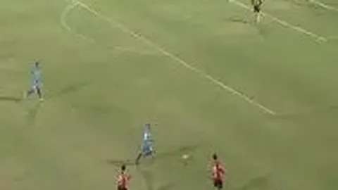 《红魔锋线大将拉什福德感冒未愈，周六出战悬念丛生》