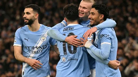 【周日015法甲焦点战：斯特拉斯堡对阵布雷斯特】